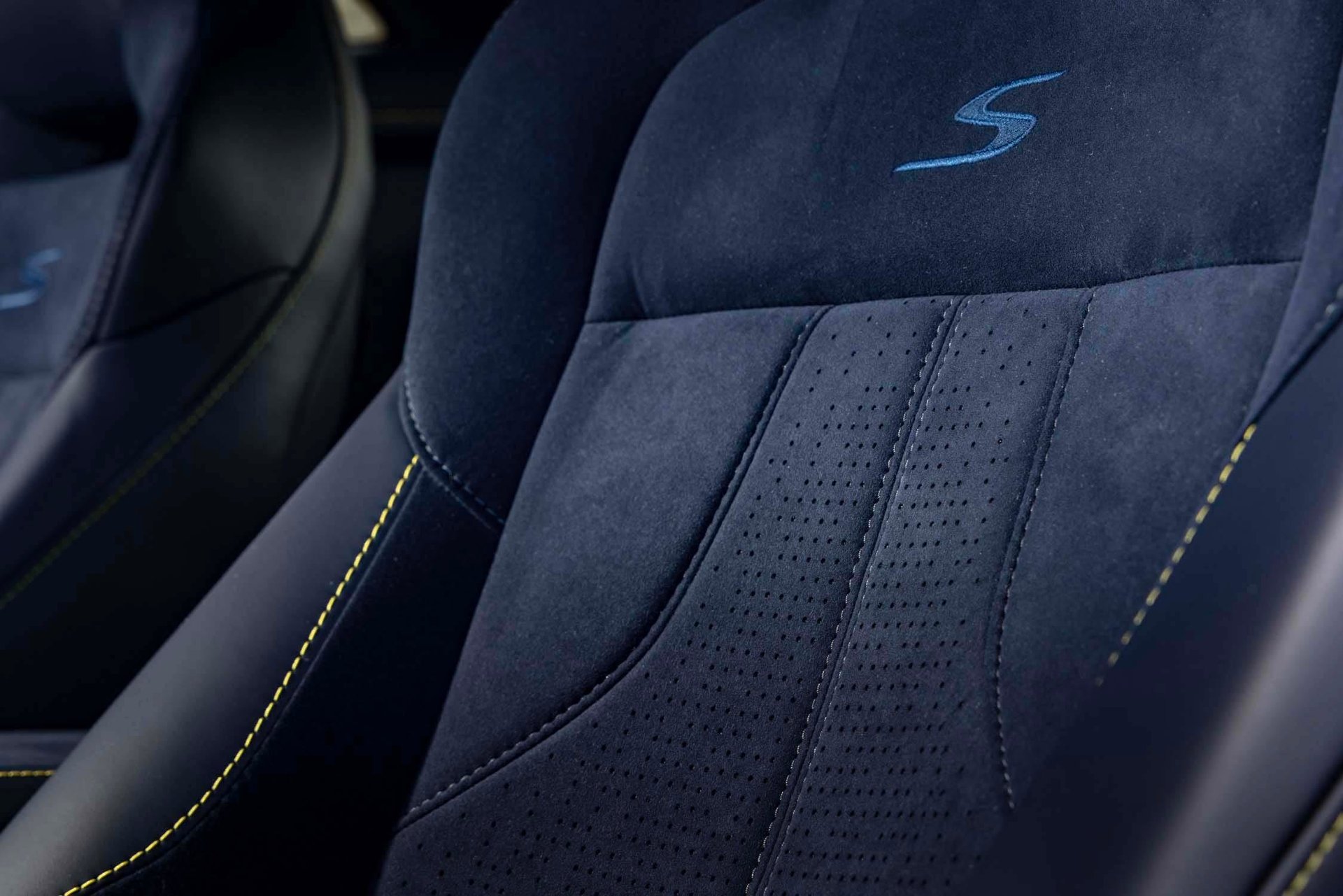 2026 aston martin vantage s