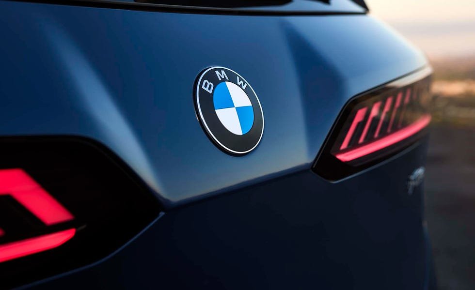 Photo principale de l'article : bmw x3 - BMW iX1 et iX2 : 500 km d'autonomie grâce à une batterie optimisée