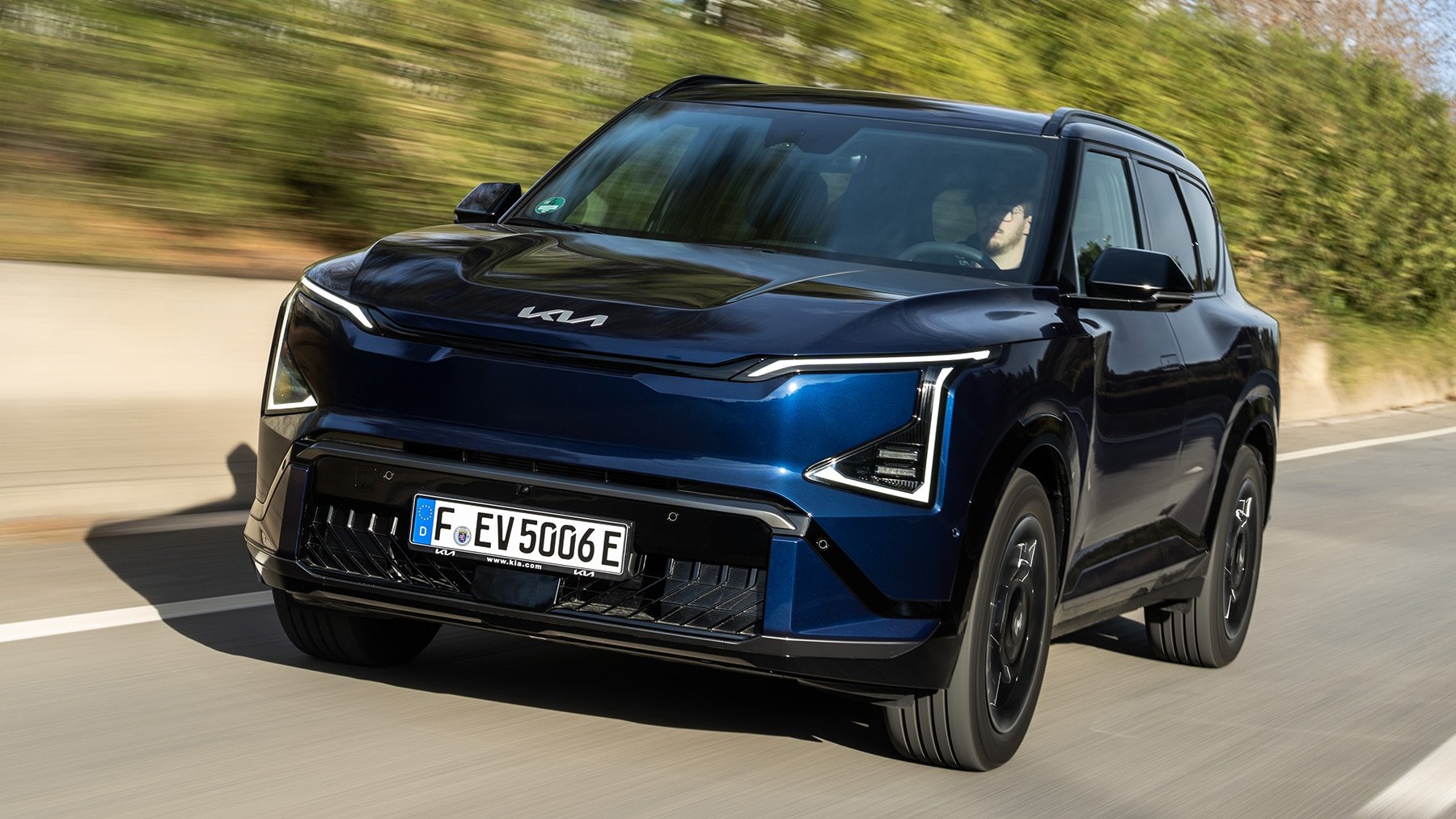 Nouveau SUV compact électrique : Voici comment roule le Kia EV5