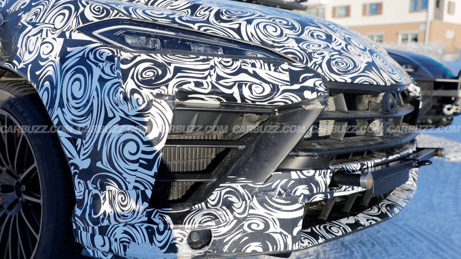 Lamborghini Urus Performante SE spy photos (8)