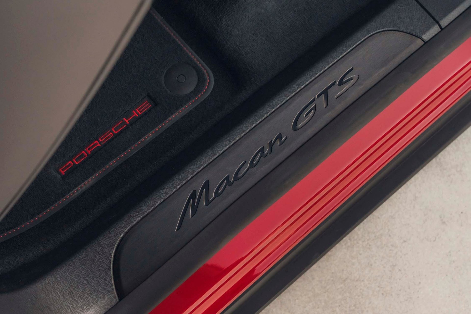 2026 porsche macan gts ev