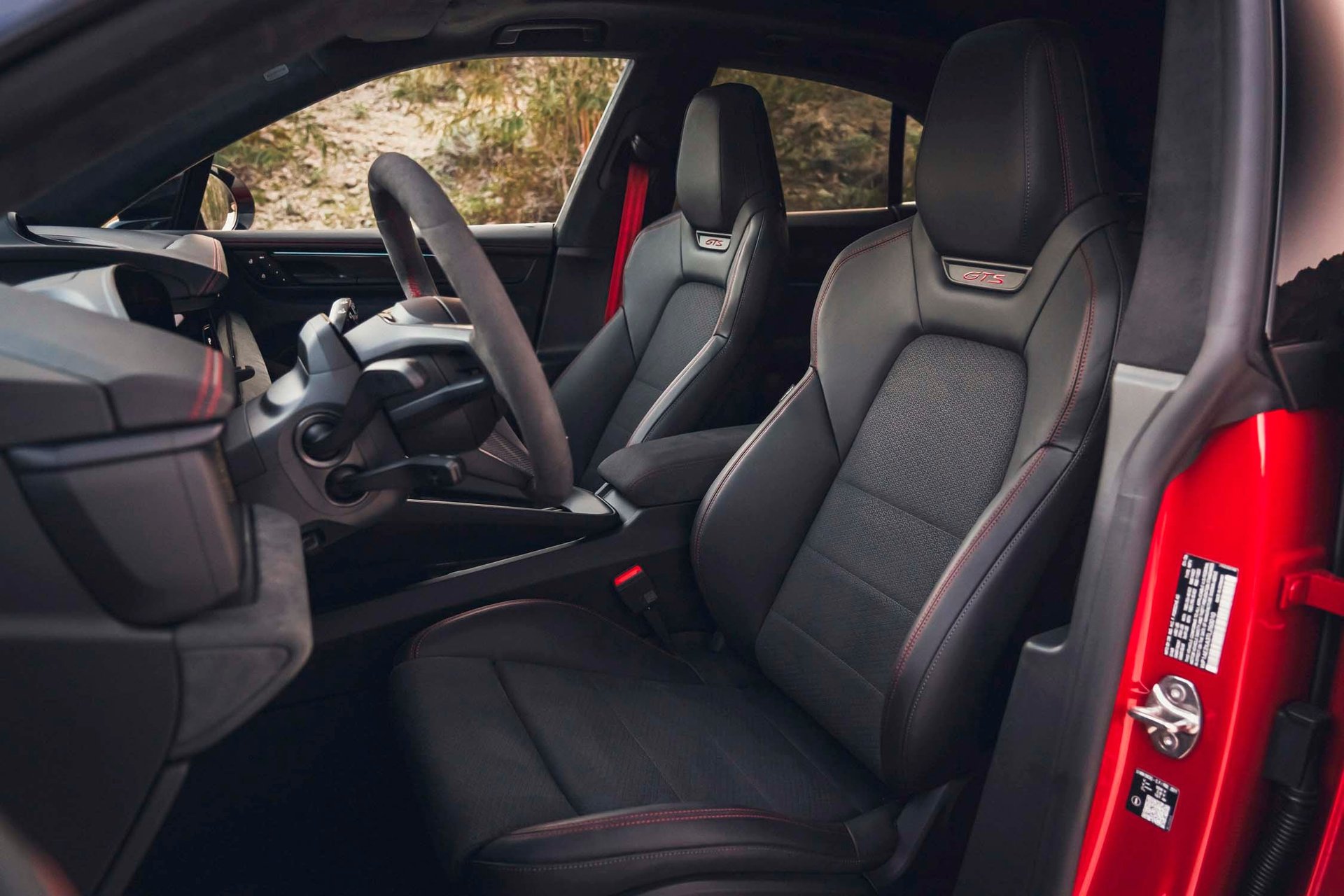 2026 porsche macan gts ev