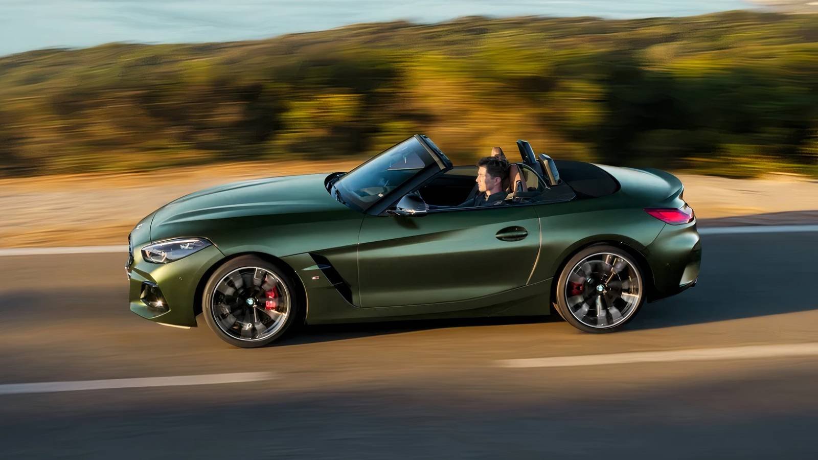 Photo principale de l'article : toyota z4 - Toyota MR2 vs BMW Z4 : le duel des roadsters sportifs en 2026