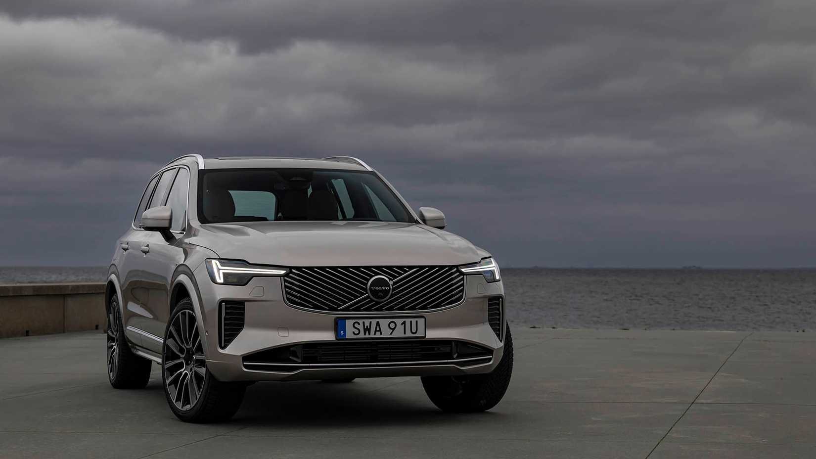 2025 Volvo XC90 TopSpeed