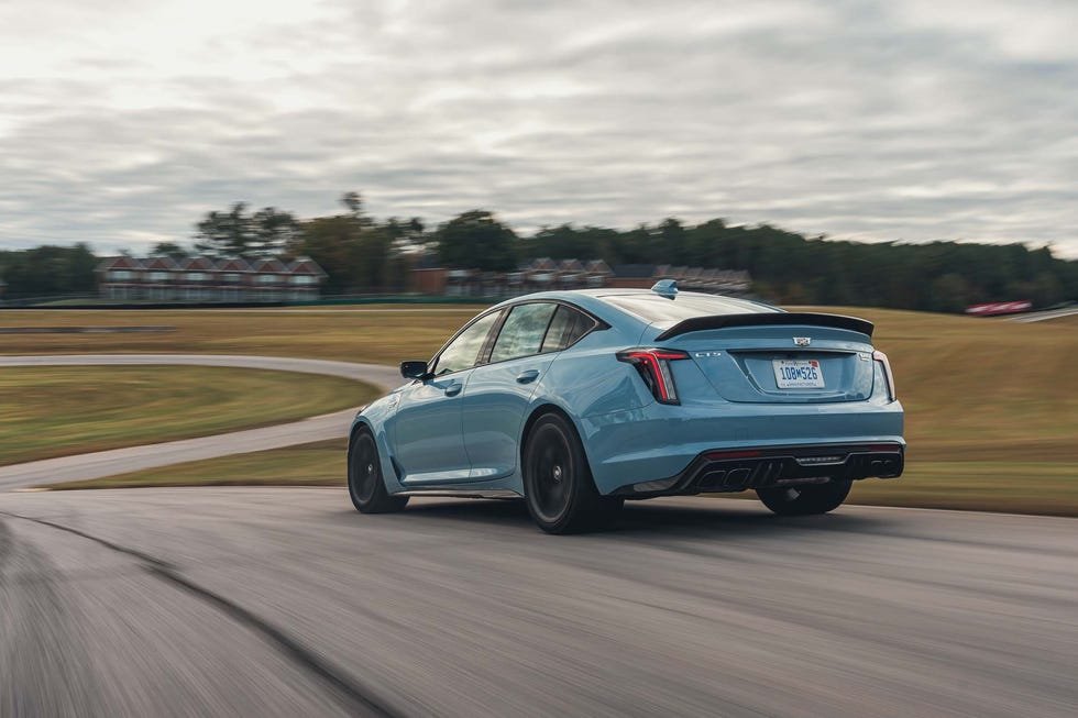 2026cadillacct5vblackwing