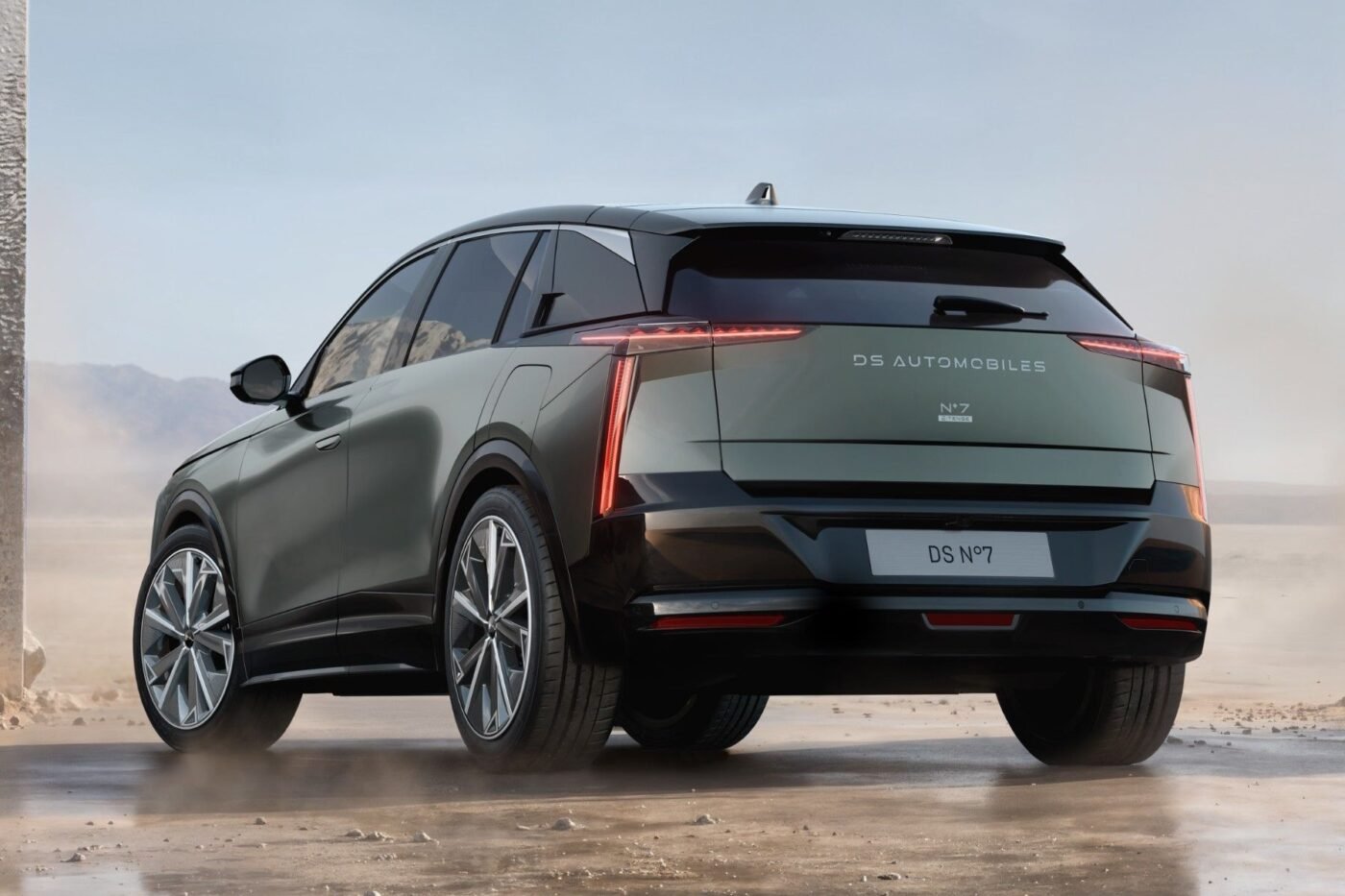 Ds automobiles ds n7 min