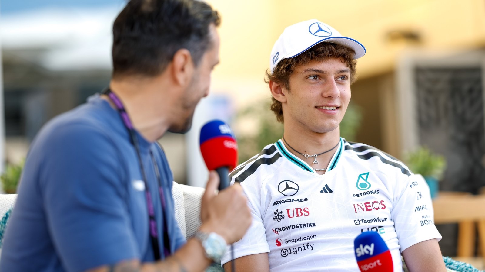 ferrari range rover evoque 2026