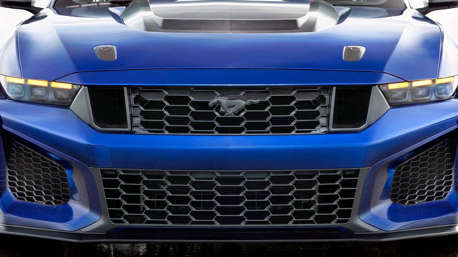 mustang dark horse sc main