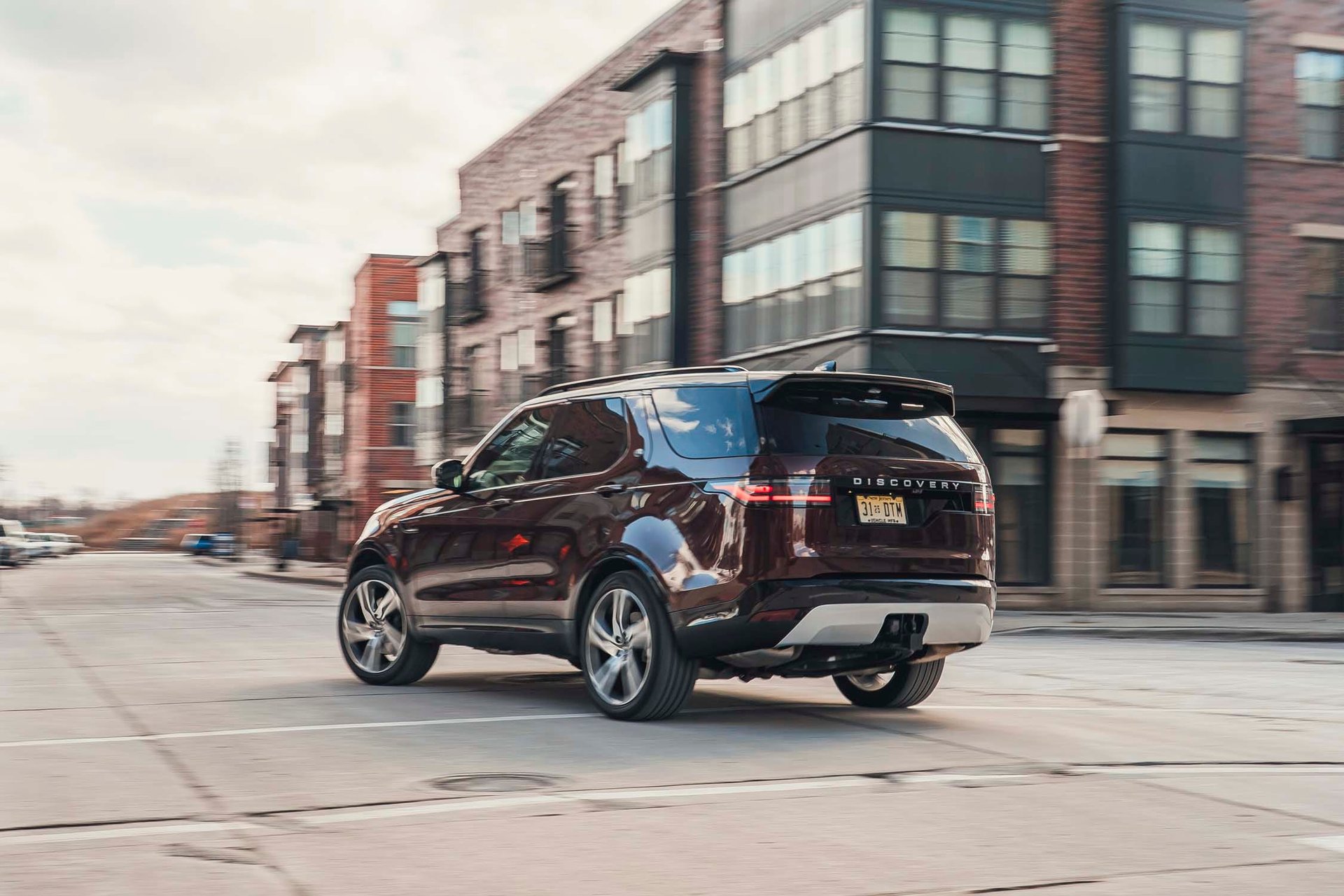 2026 land rover discovery