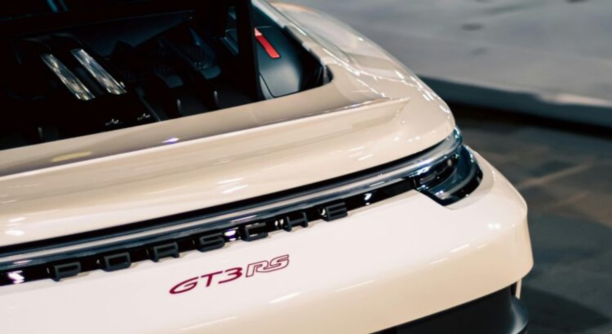 Photo principale de l'article : porsche 911 - Porsche 911 Turbo S 2026 : 701 ch hybride, 0-100 km/h en 2,0 s