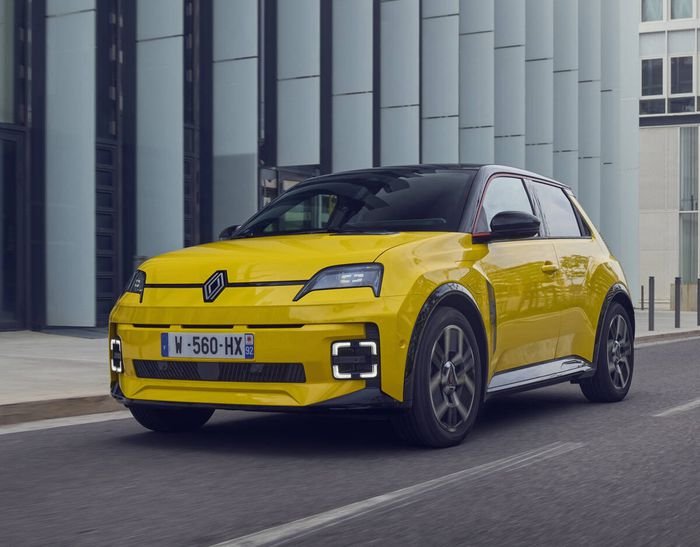 [Renault 5](/article/byd-dolphin-vs-renault-5-guerre-des-prix-des-citadines-electriques-2026)