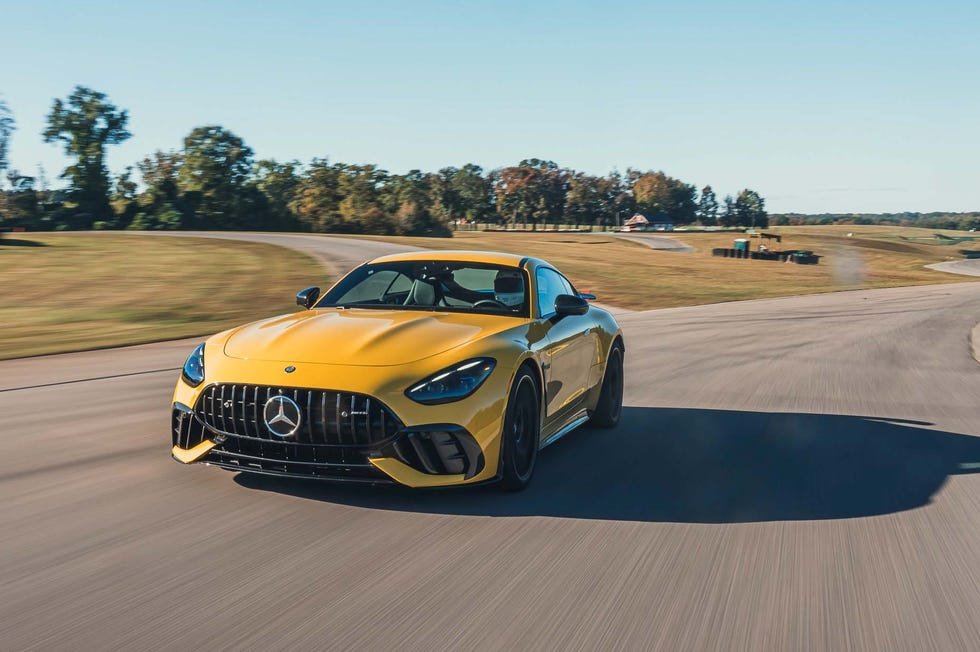 2025mercedesamggt63pro