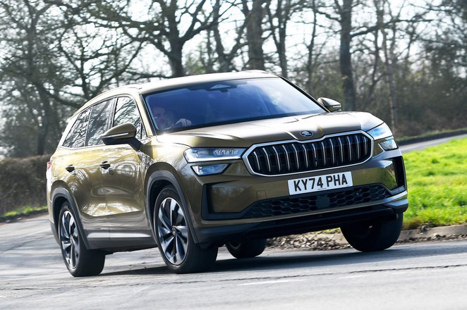 [Skoda Kodiaq](/article/suv-2027-skoda-kodiaq-rs-vw-tiguan-r-et-outlander-phev-7-places) front cornering