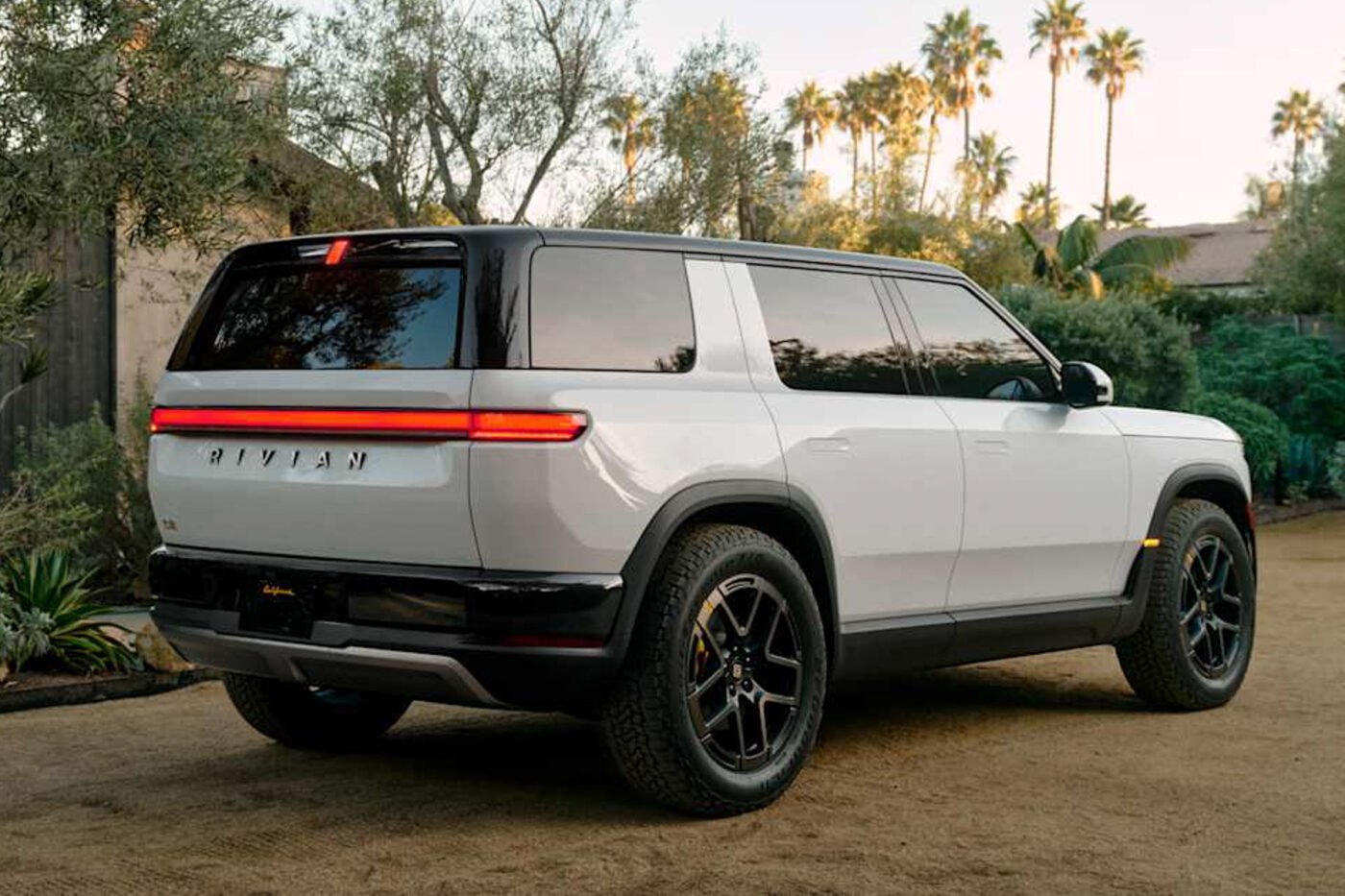Rivian r2