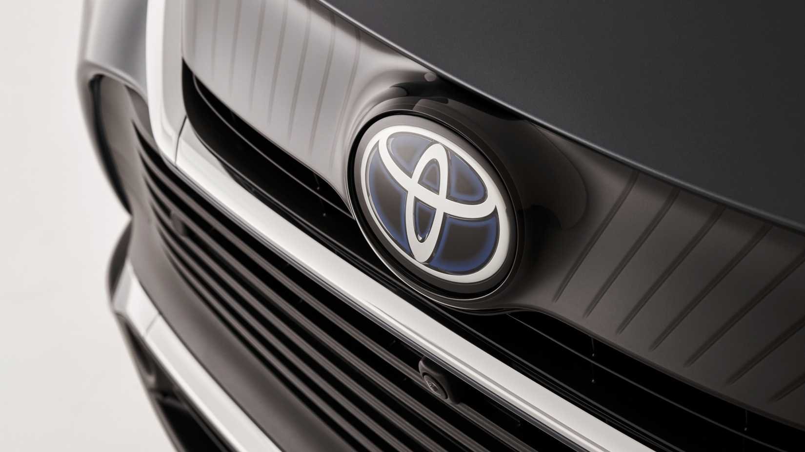 2021_Toyota_Venza_(8)-1