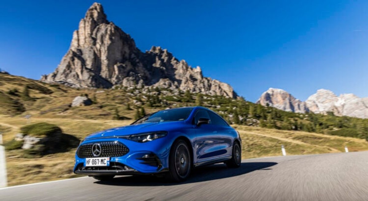 Photo principale de l'article : hyundai cla - Mercedes 2026 : Classe C électrique, mini G et rivale de l'Elantra