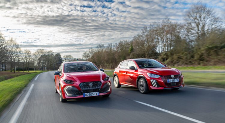Essai - Renault Clio vs [Peugeot 208](/article/peugeot-remplace-le-puretech-par-le-moteur-turbo-100-sur-208-et-2008) : un derby français de haut rang !