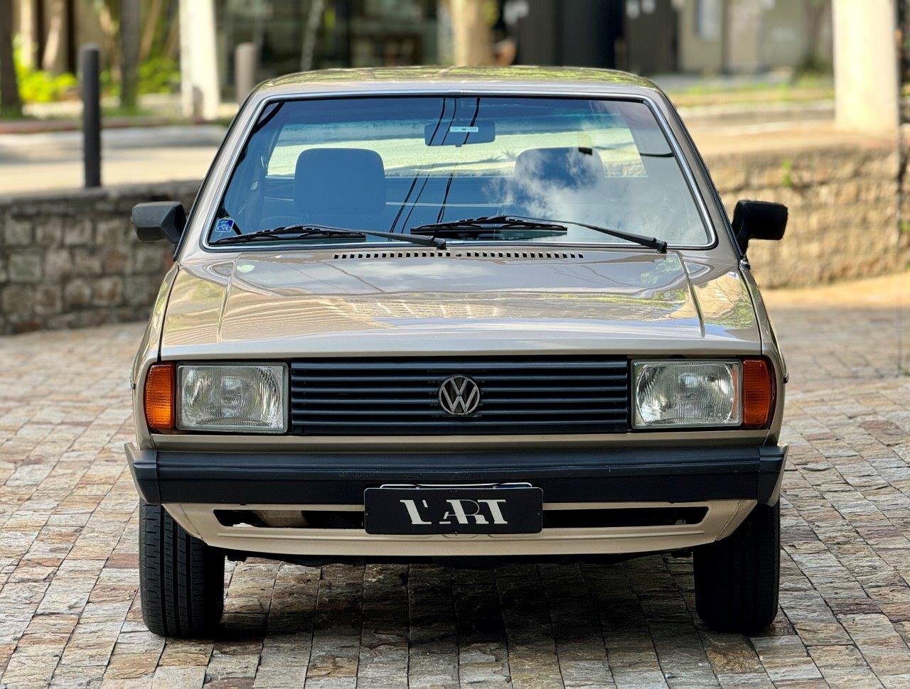 découvrez un voyage nostalgique à bord d'une vw polo 1983, un classique rétro alliant charme vintage et aventure unique. découvrez un voyage nostalgique à bord d'une vw polo 1983, un classique rétro alliant charme vintage et aventure unique.